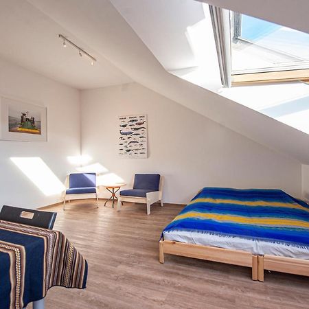 Ferienwohnung Blue President Pressburg Exterior foto