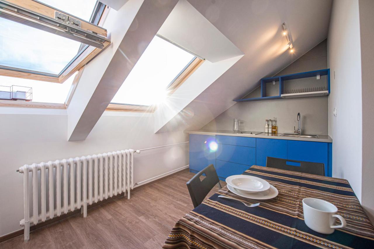 Ferienwohnung Blue President Pressburg Exterior foto